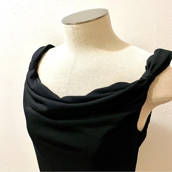 STUNNING Black Open Back Top with Beautiful Draped Bow Shoulders Size: Small 💃 🌟 - Picture 4 of 12